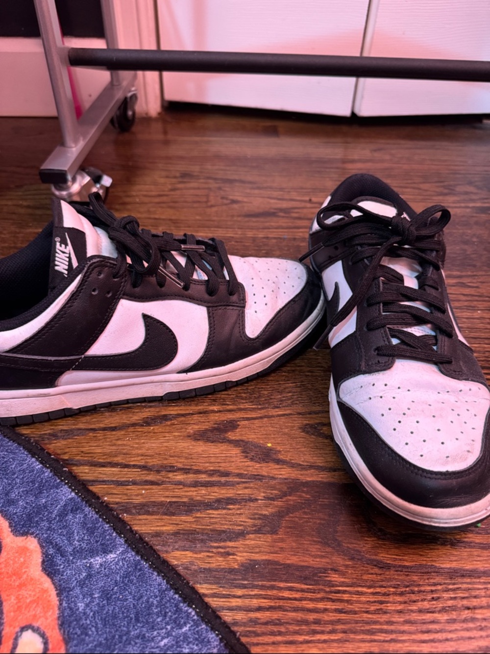 Nike panda shoes black and white women’s size 10